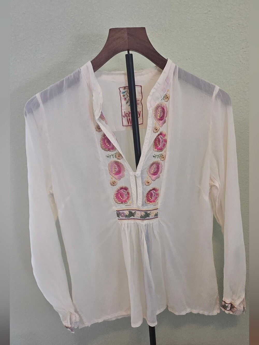 Johnny Was Cream Embroidered Floral Peasant Blouse Boho Tunic Top Size Small